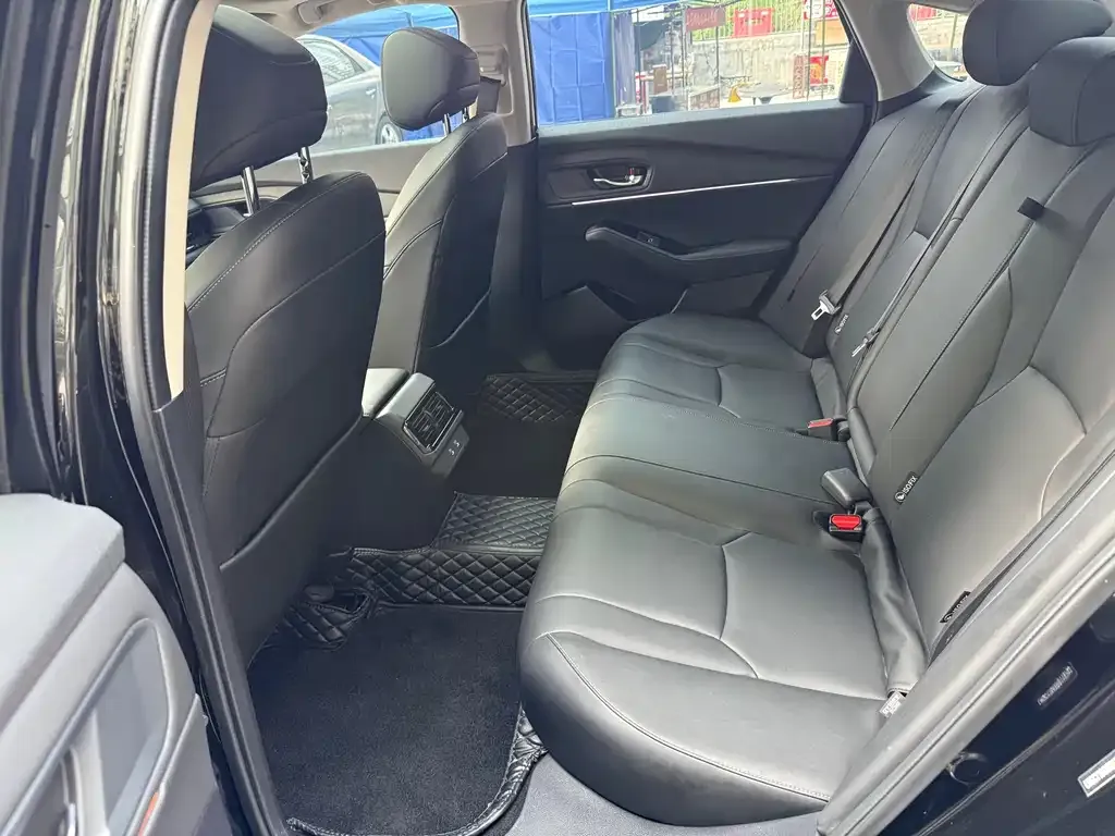 Honda Accord — фото 4