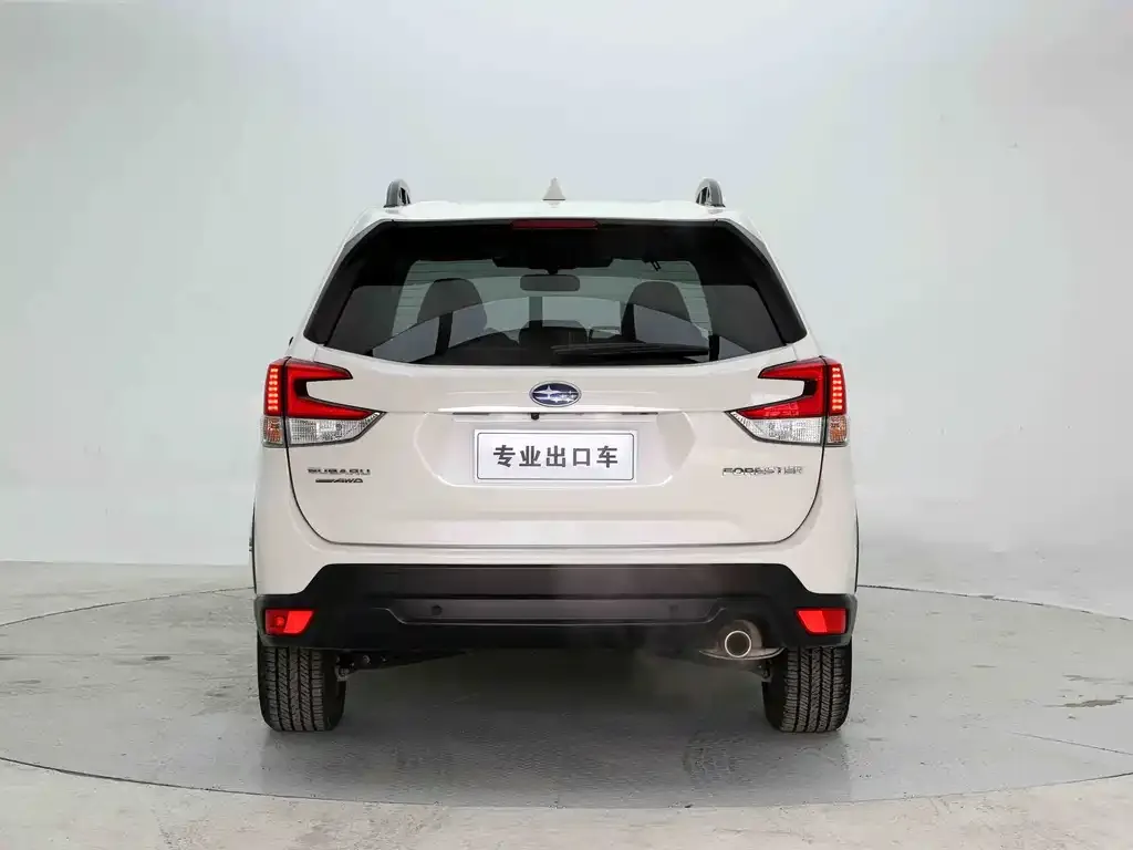 Subaru Forester — фото 3