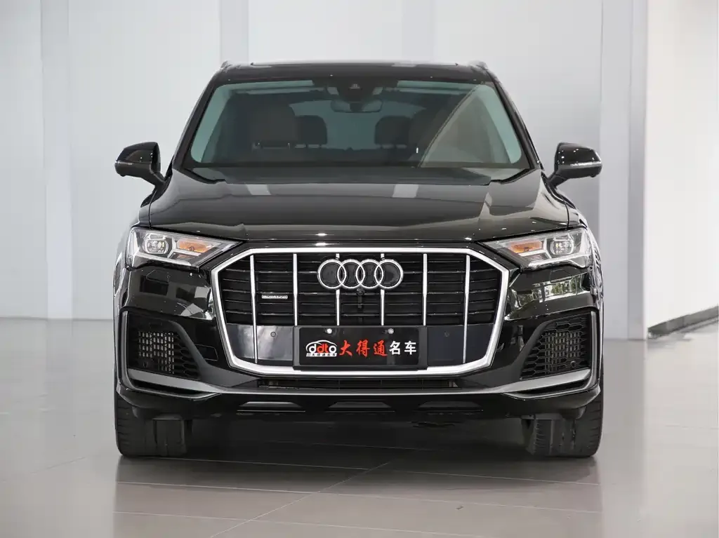 Audi Q7 — фото 7