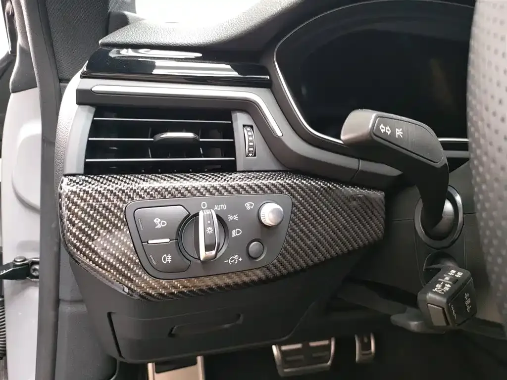Audi RS 5 2025 из CN, фото 9