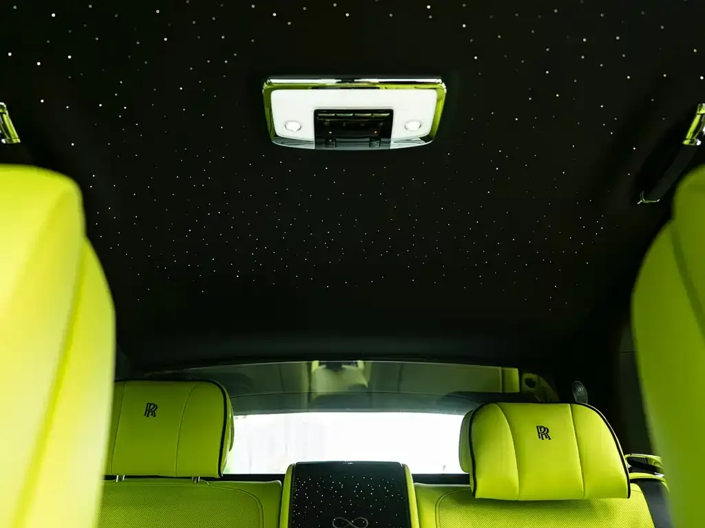 Rolls-Royce Cullinan 2025 из CN, фото 5