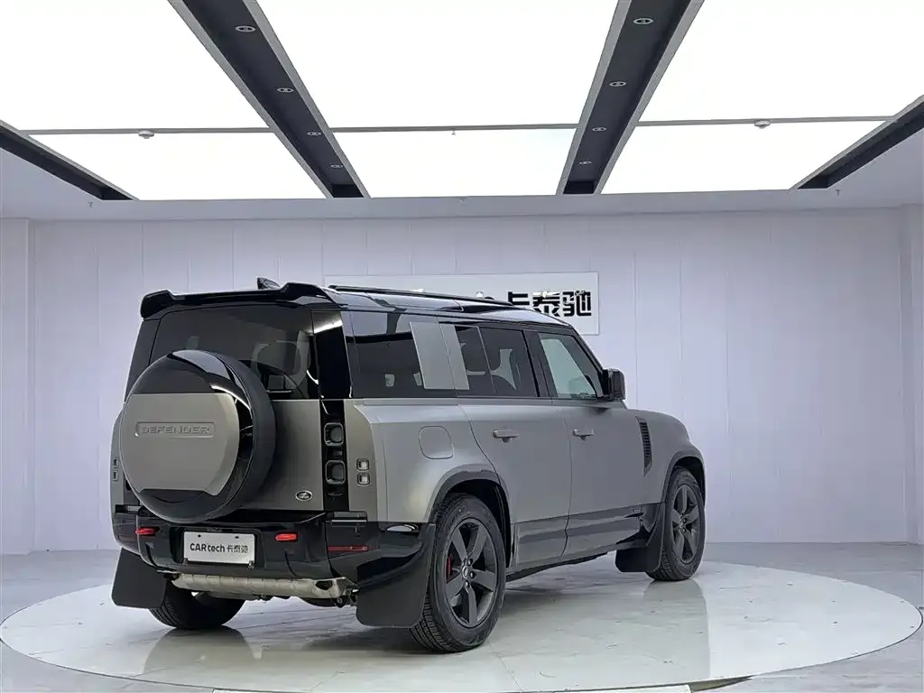 Land Rover Defender — фото 2