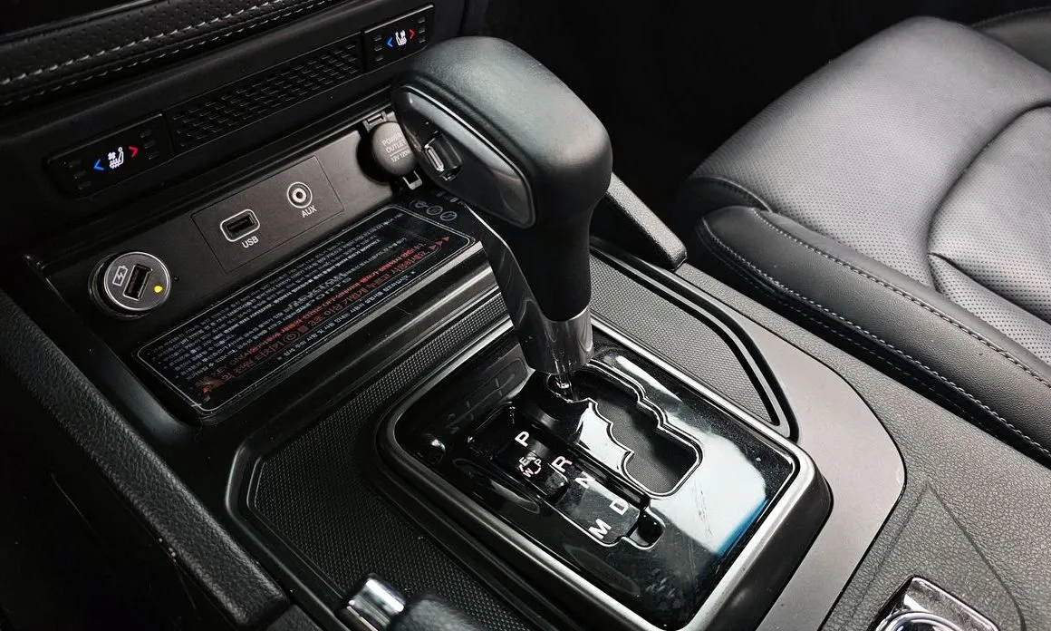 KG Mobility (Ssangyong) Rexton — фото 9