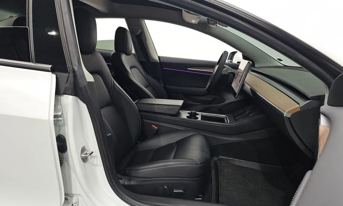 Tesla Model 3 2022 из KR, фото 4