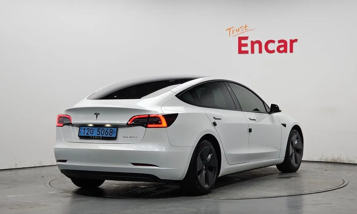 Tesla Model 3 2022 из KR, фото 5