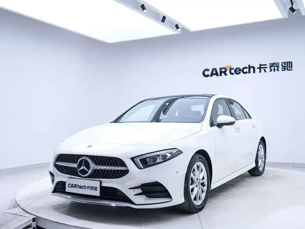 Mercedes-Benz A-Class — фото 8