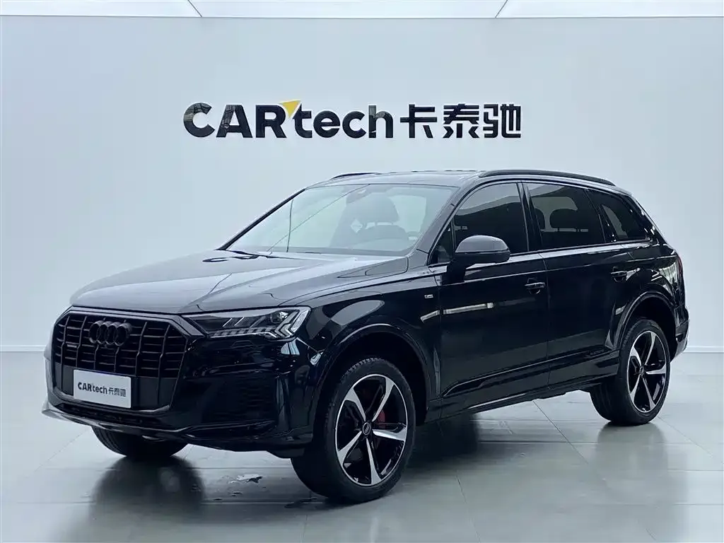 Audi Q7 2022 из CN, фото 1