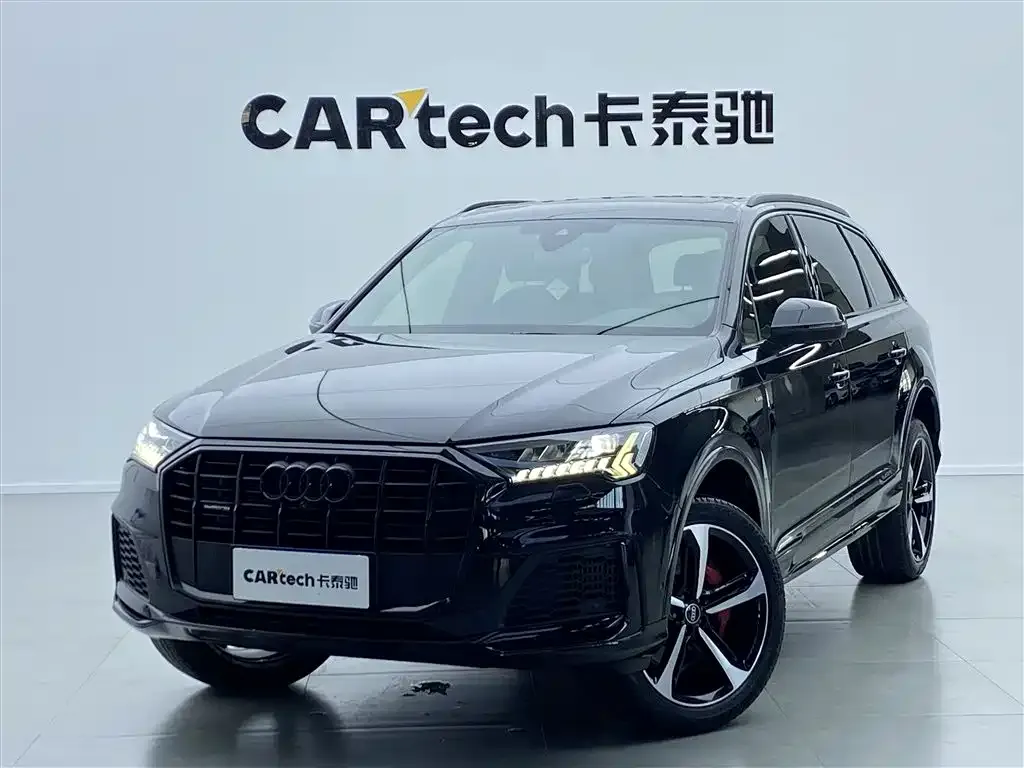 Audi Q7 2022 из CN, фото 3