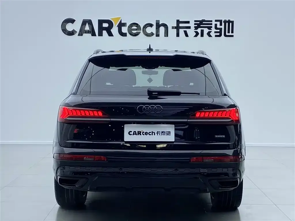 Audi Q7 2022 из CN, фото 7