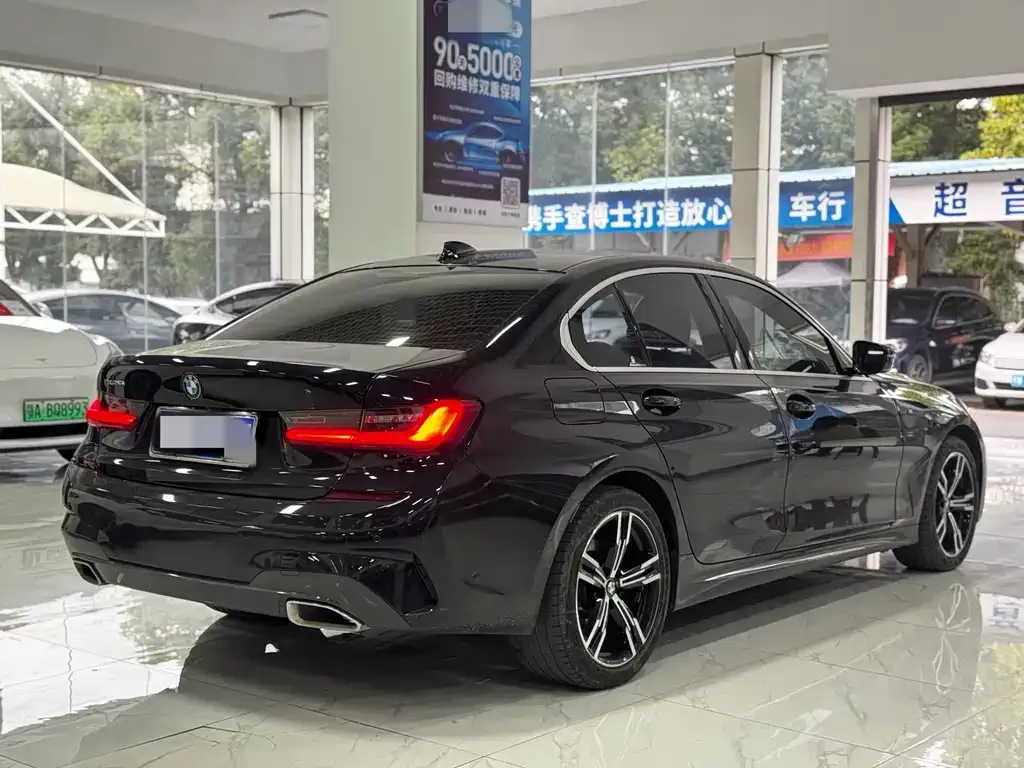 BMW 3 Series 2021 из CN, фото 6