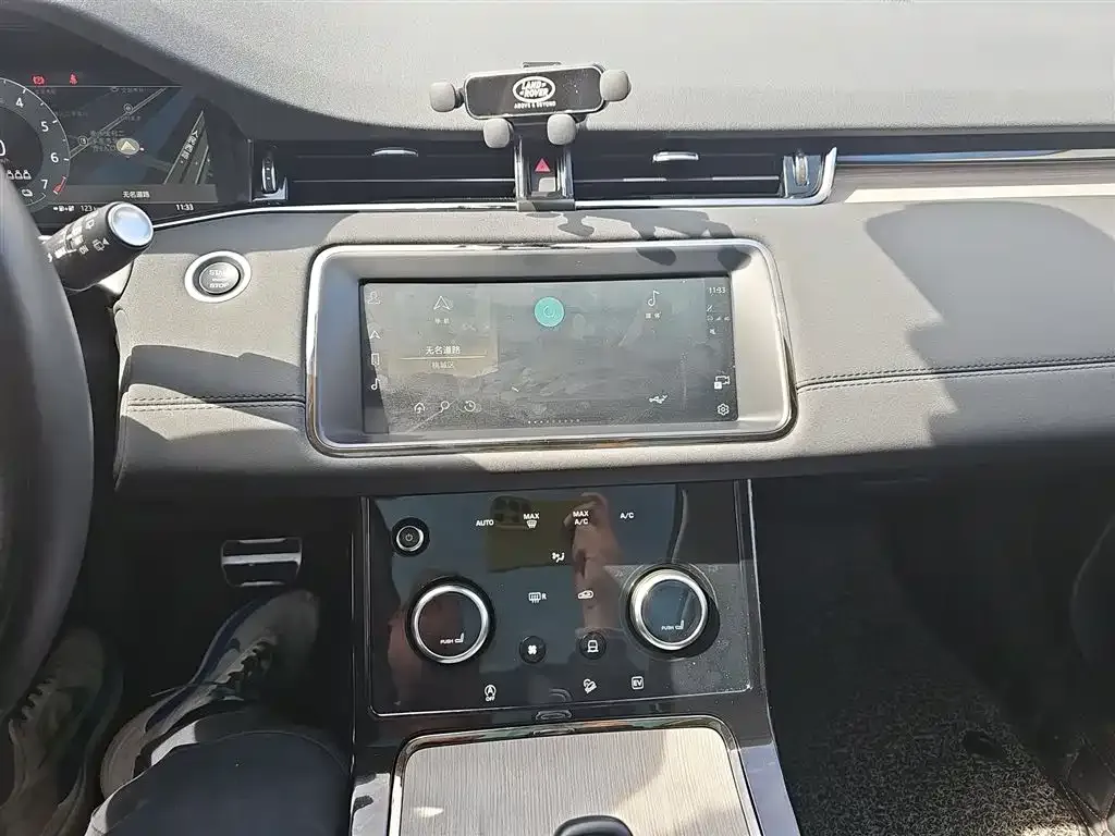Land Rover Evoque PHEV 2023 из CN, фото 5