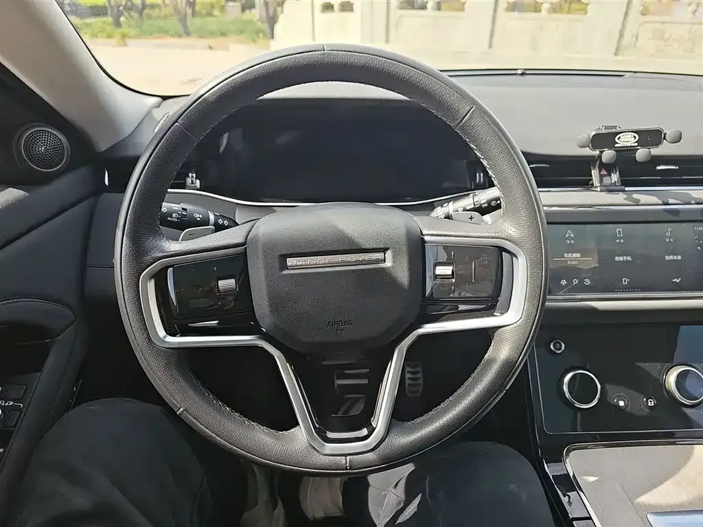 Land Rover Evoque PHEV 2023 из CN, фото 7