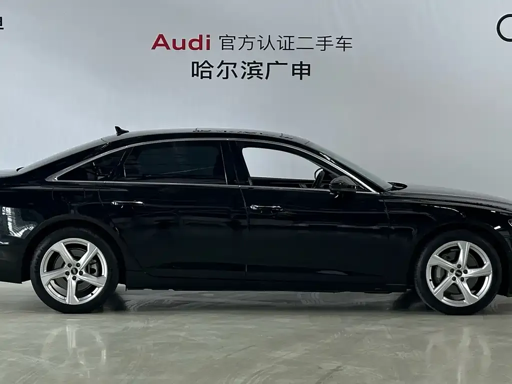 Audi A6L — фото 5