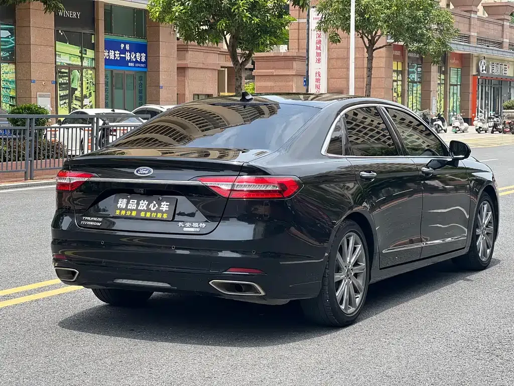 Ford Taurus 2021 из CN, фото 7