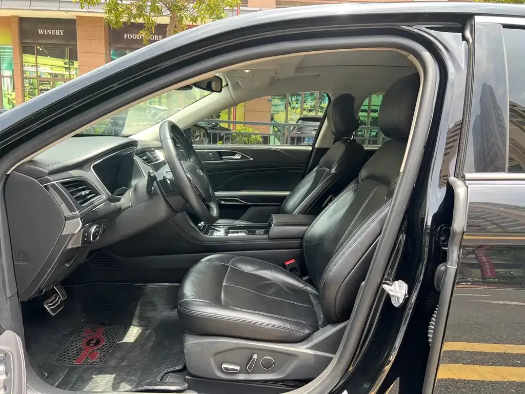 Ford Taurus 2021 из CN, фото 3