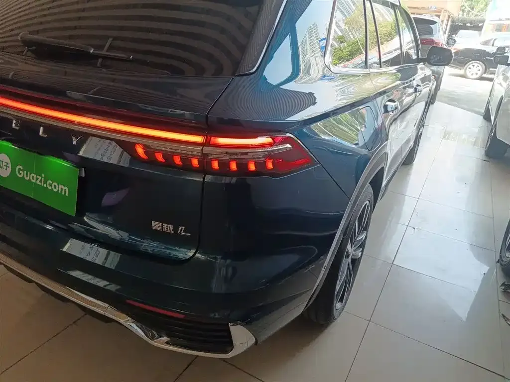 Geely Xingyue L — фото 10