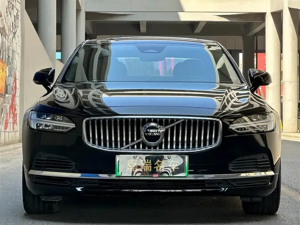 Volvo S90 PHEV 2023 из CN, фото 6