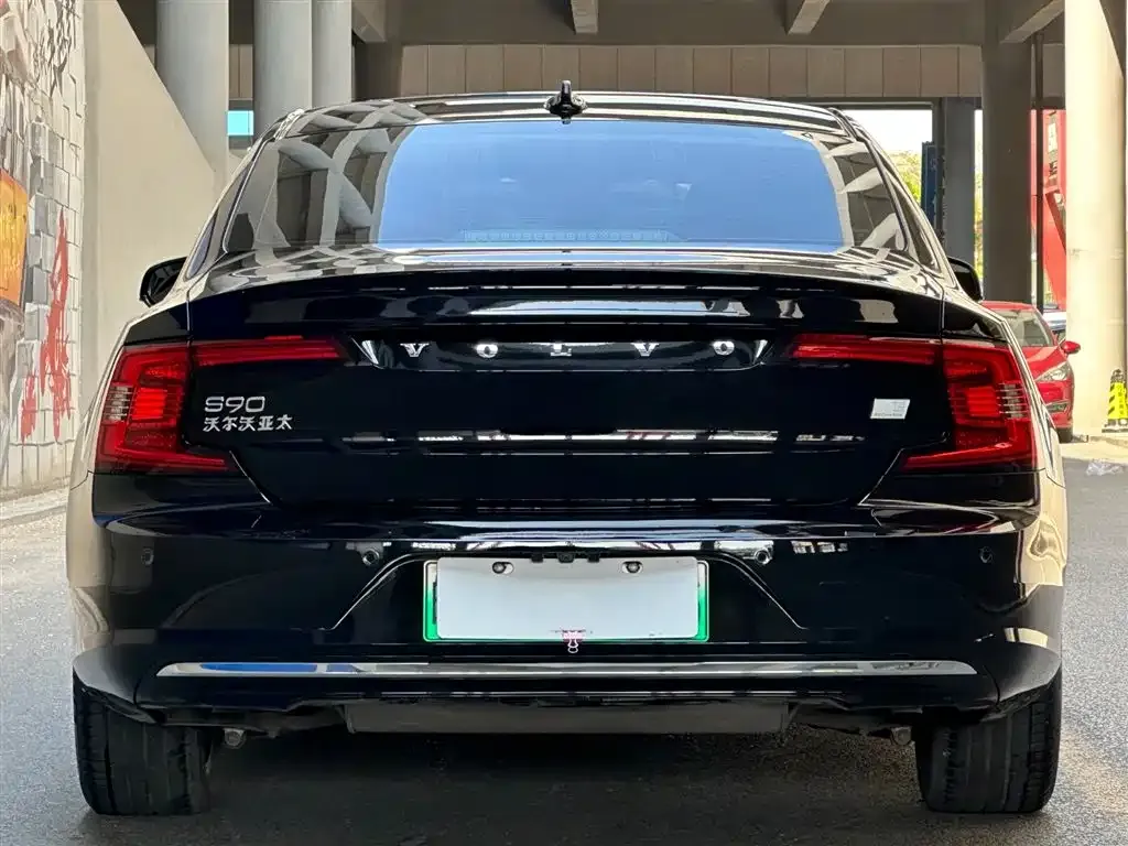Volvo S90 PHEV 2023 из CN, фото 8