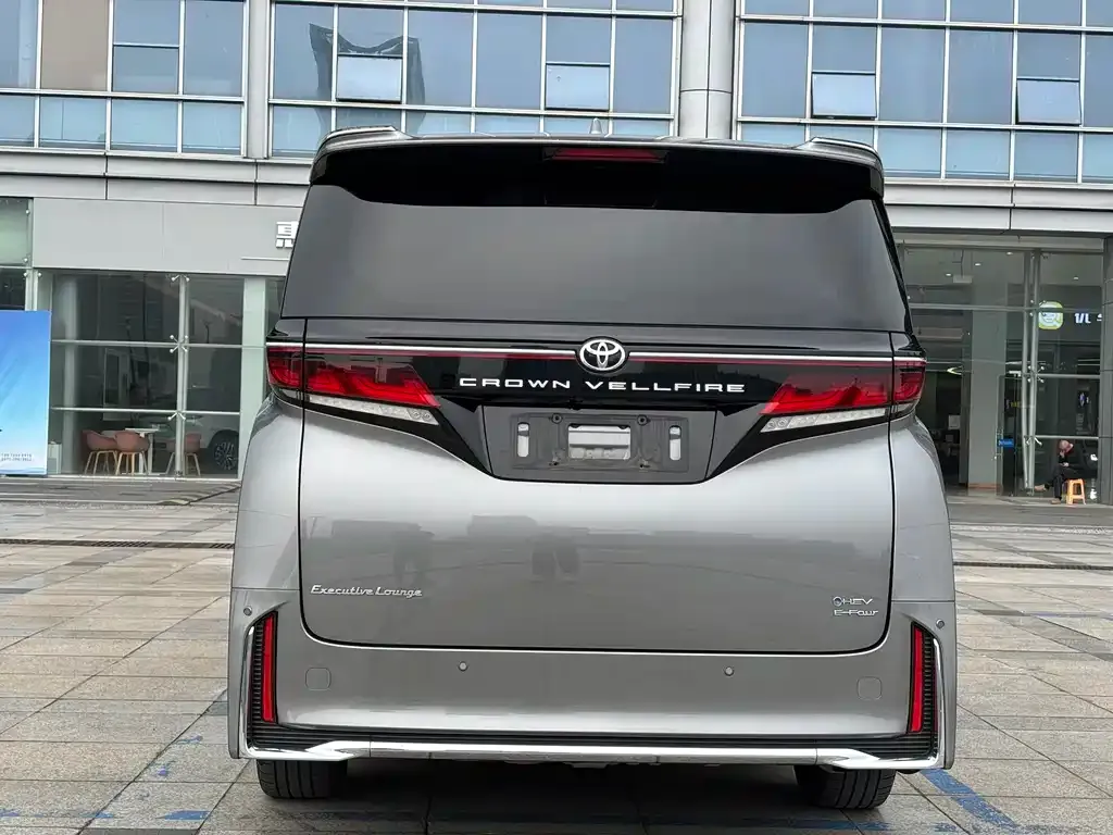 Toyota Vellfire 2024 из CN, фото 8