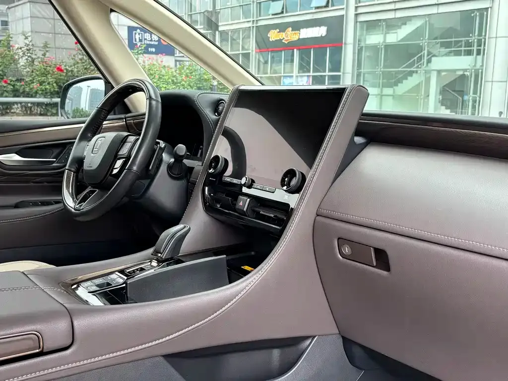 Toyota Vellfire 2024 из CN, фото 7
