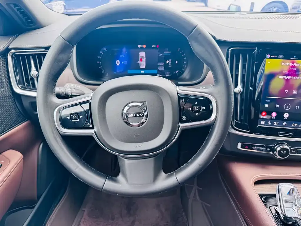 Volvo S90 — фото 5