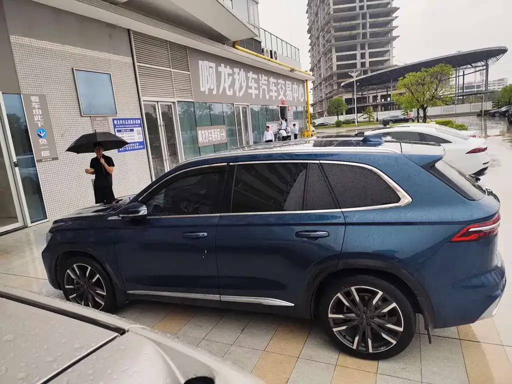 Geely Xingyue L — фото 9