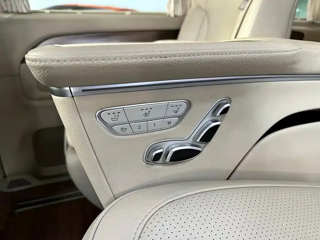 Mercedes-Benz V-Class — фото 5