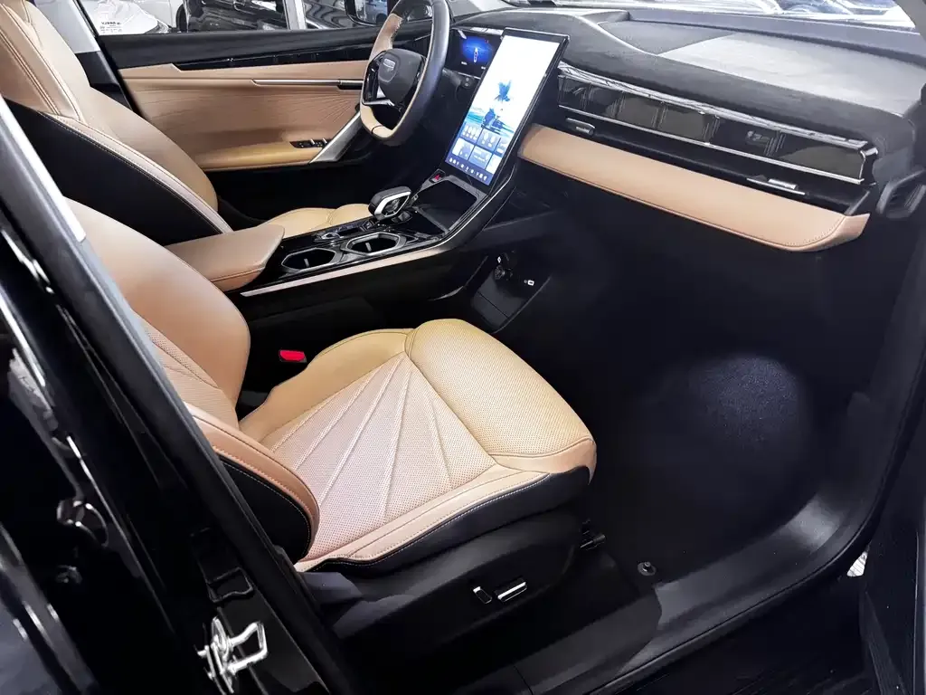 Geely Boyue L 2024 из CN, фото 10