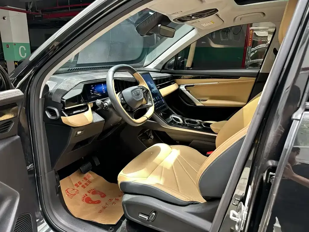 Geely Boyue L 2024 из CN, фото 6