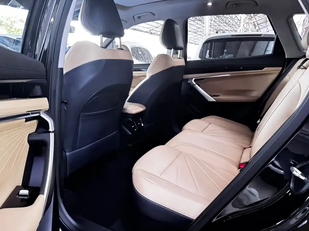 Geely Boyue L 2024 из CN, фото 7