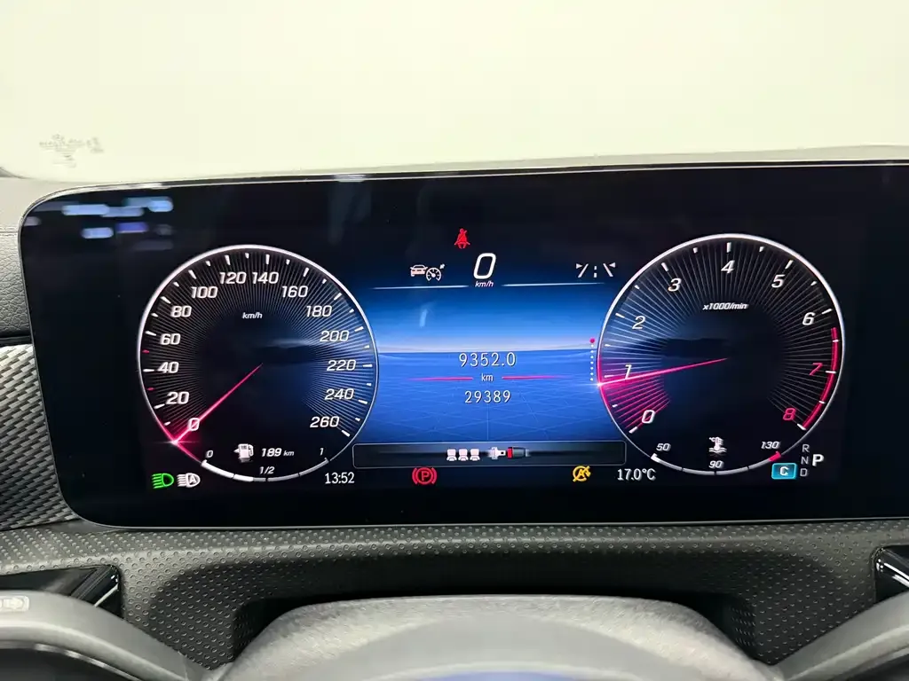 Mercedes-Benz A-Class 2024 из CN, фото 3