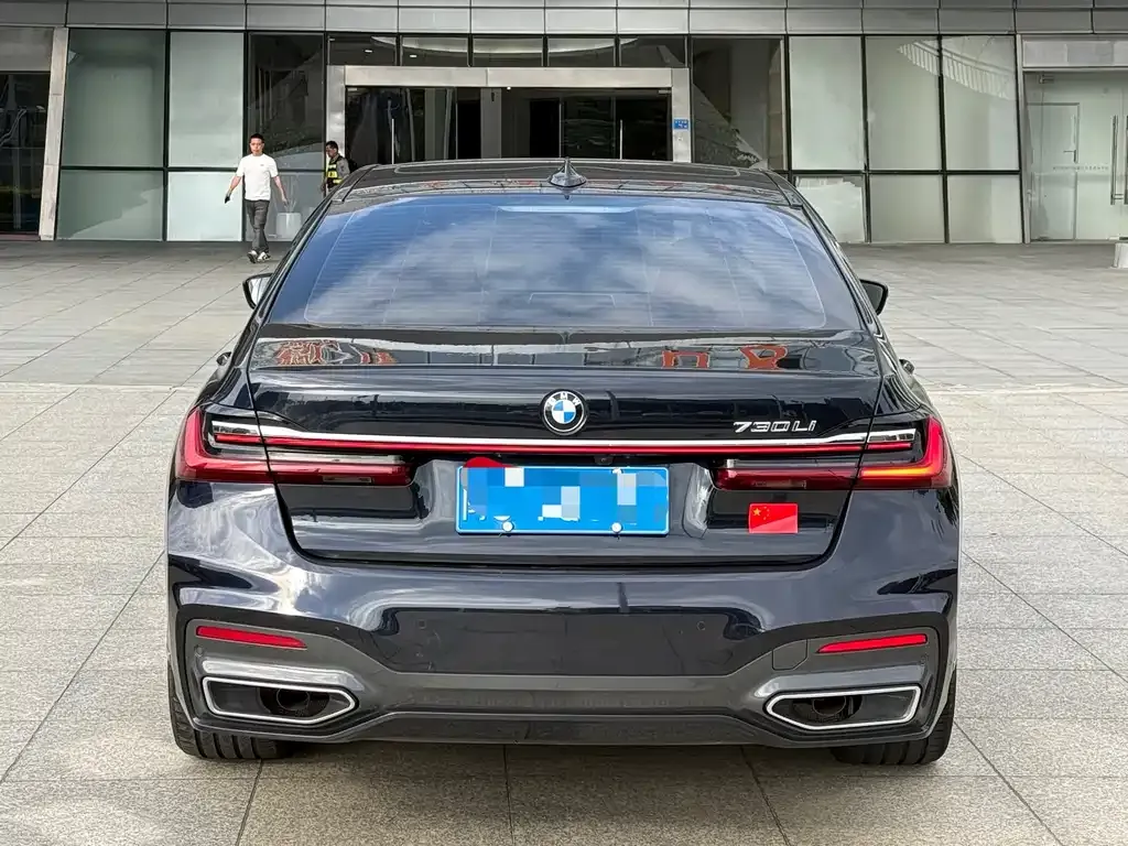 BMW 7 Series 2021 из CN, фото 2