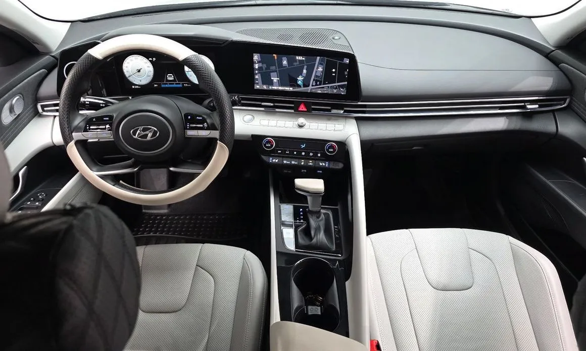 Hyundai AVANTE — фото 9