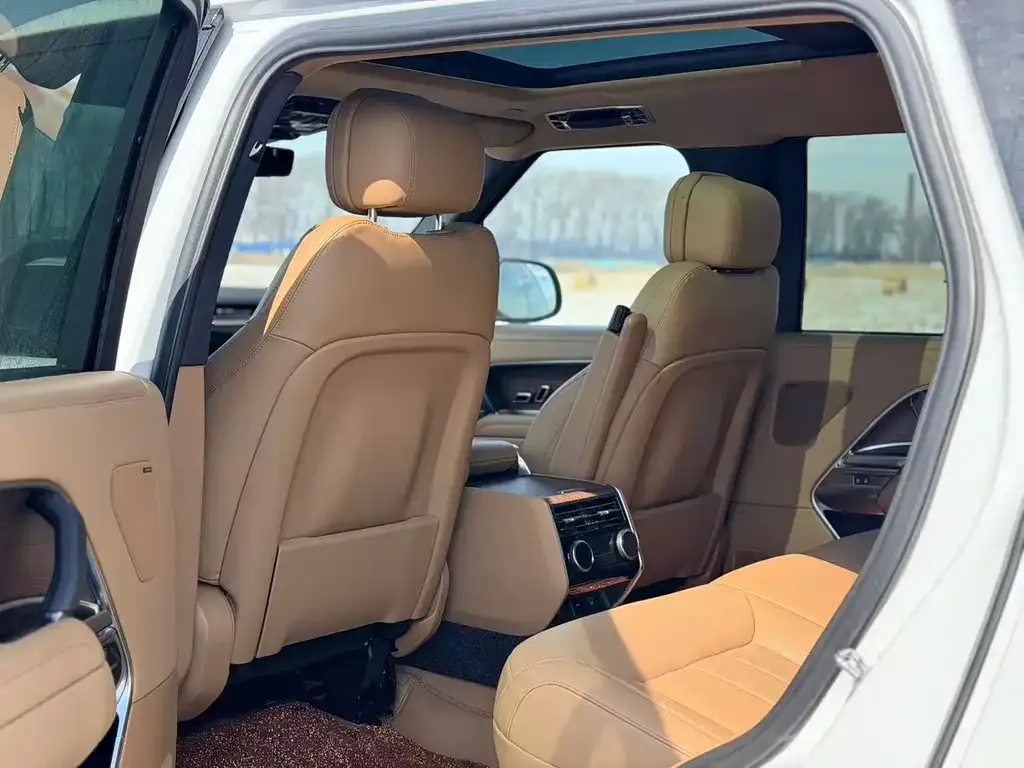 Land Rover Range Rover 2025 из CN, фото 3