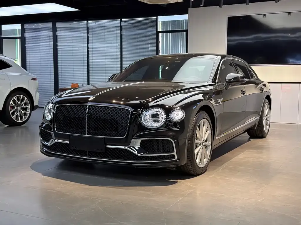 Bentley Flying Spur — фото 1