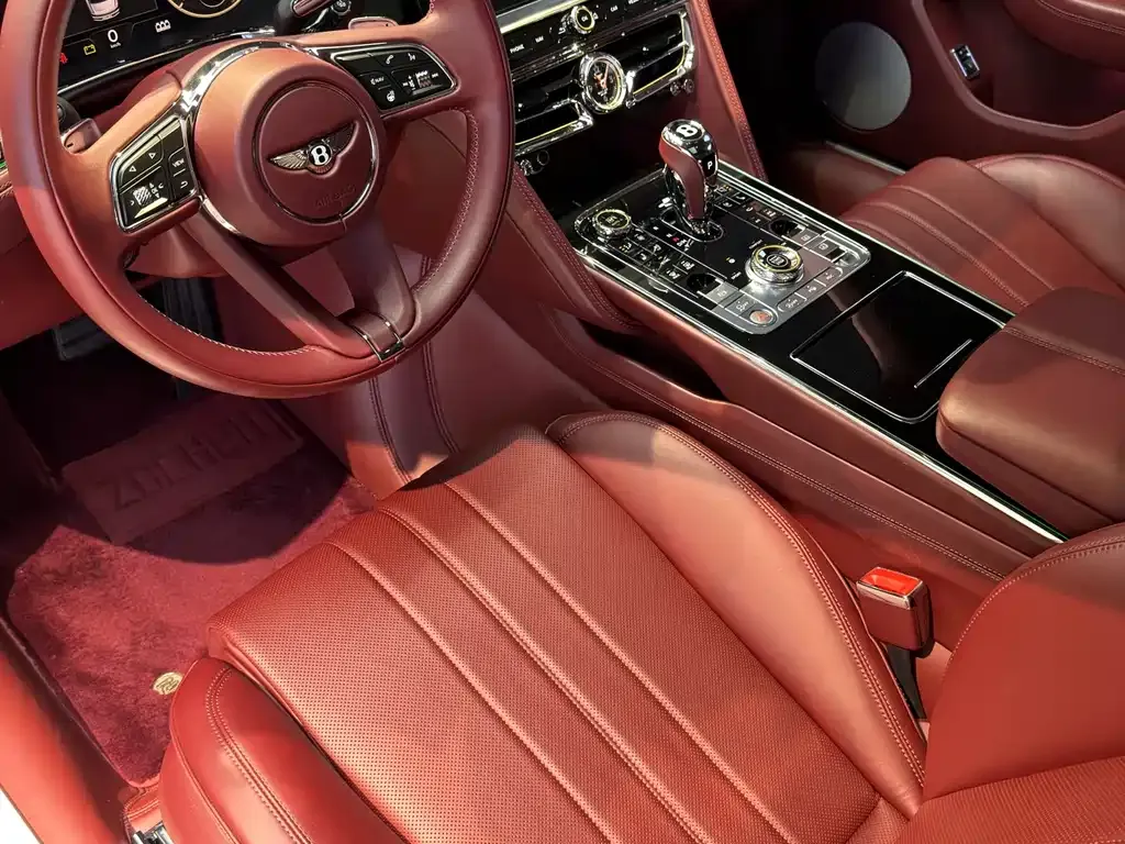 Bentley Flying Spur — фото 7