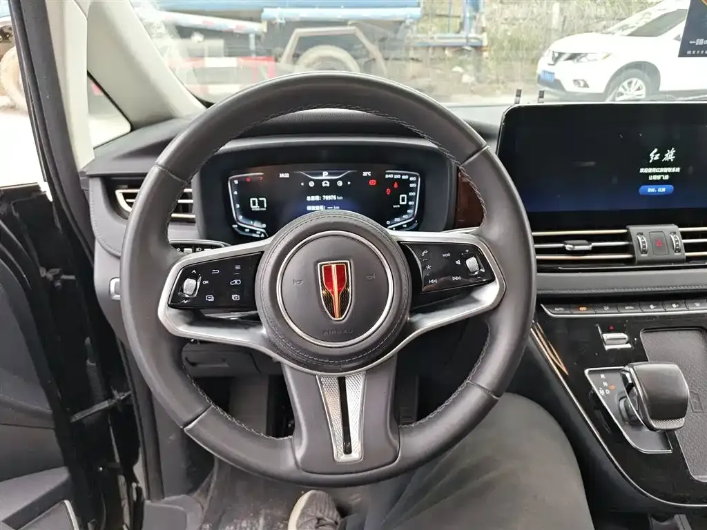 Hongqi HQ9 2023 из CN, фото 4