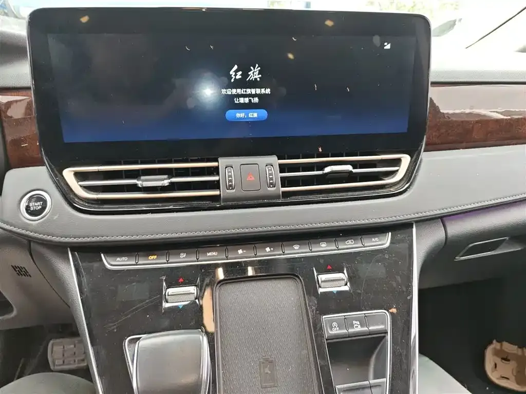 Hongqi HQ9 2023 из CN, фото 2