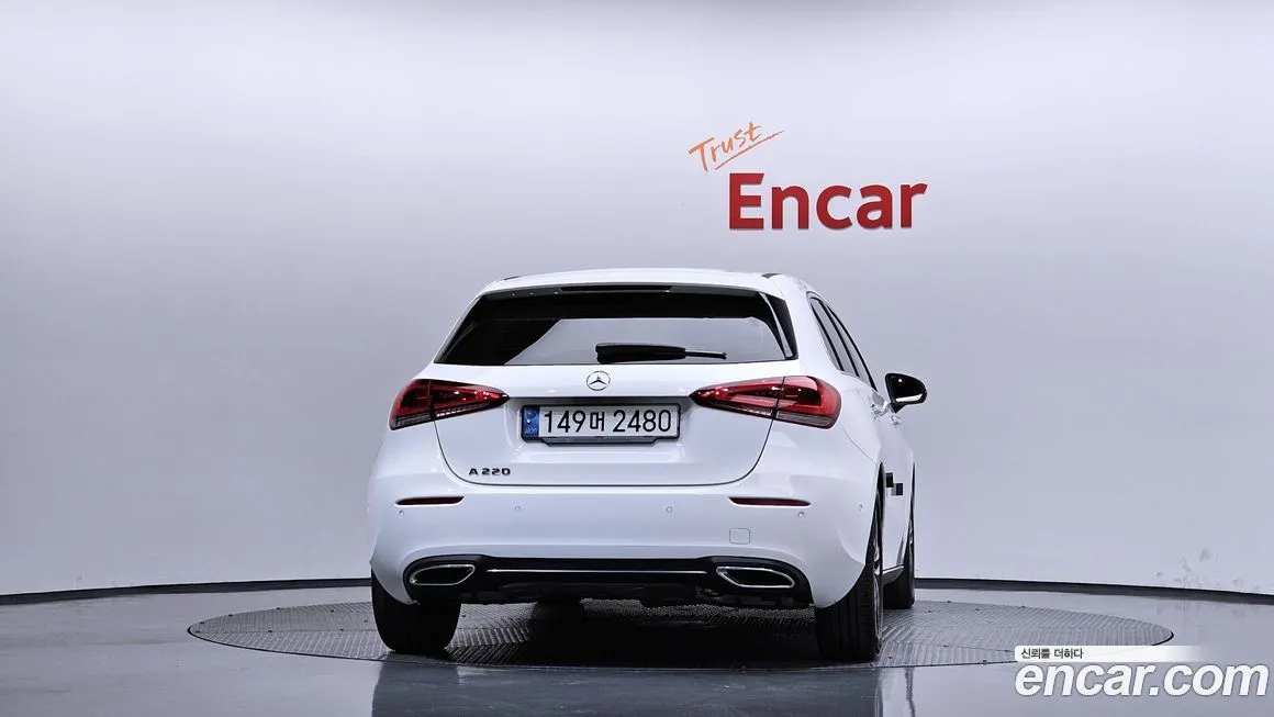 Mercedes-Benz A-Class — фото 6