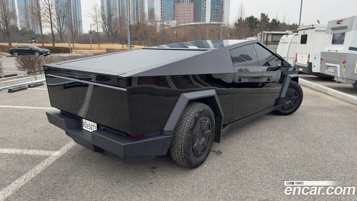 Tesla Cybertruck 2024 из KR, фото 10