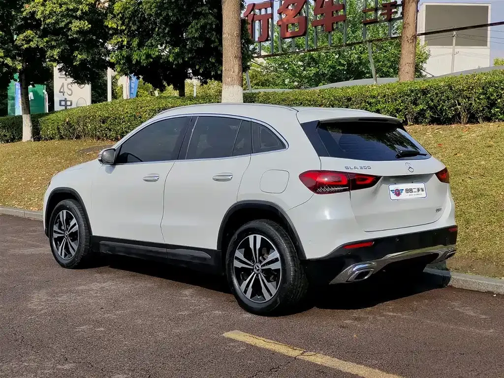 Mercedes-Benz GLA — фото 8