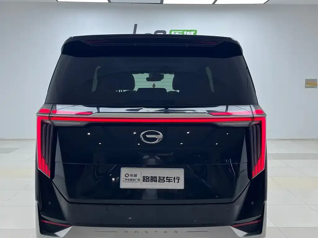 GAC Motor Trumpchi M8 — фото 2