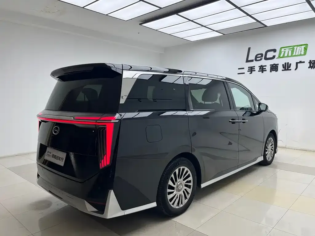 GAC Motor Trumpchi M8 — фото 7