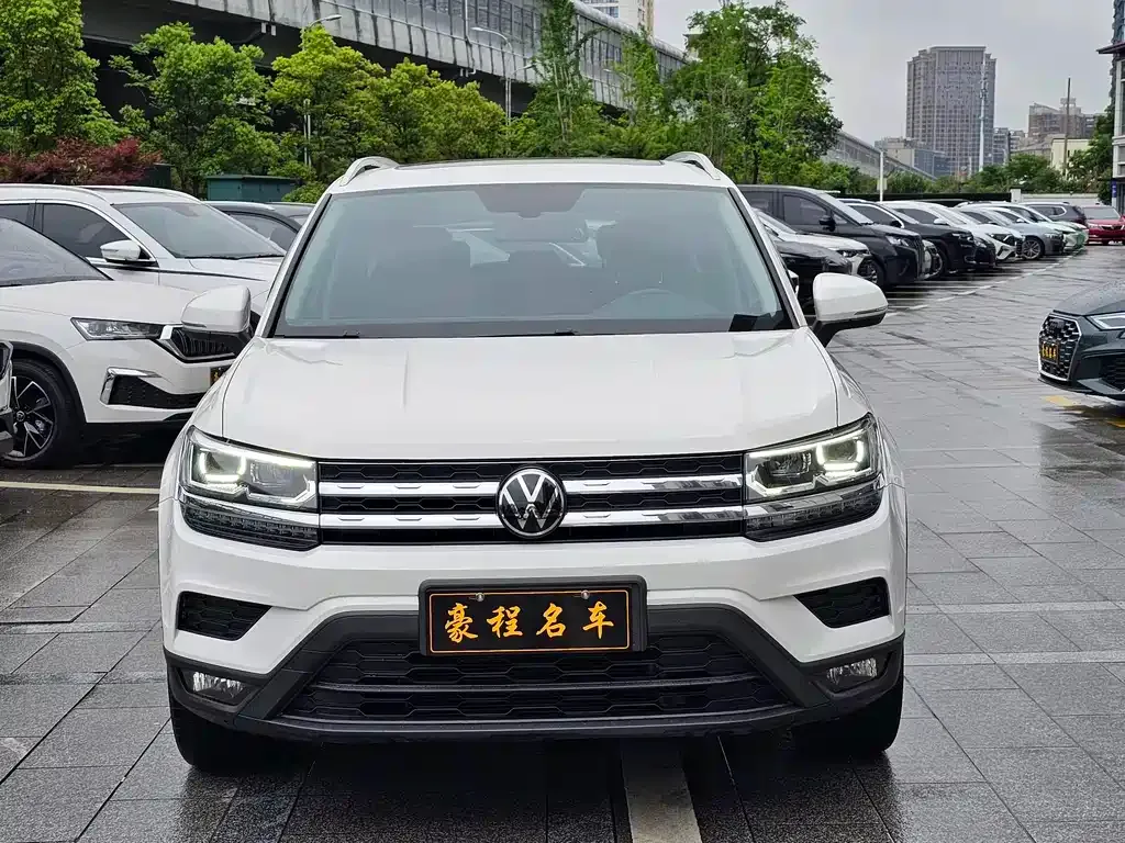 Volkswagen Tharu 2022 из CN, фото 8