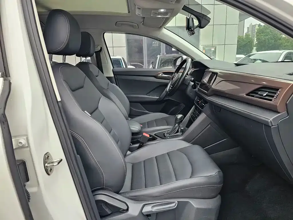 Volkswagen Tharu 2022 из CN, фото 6