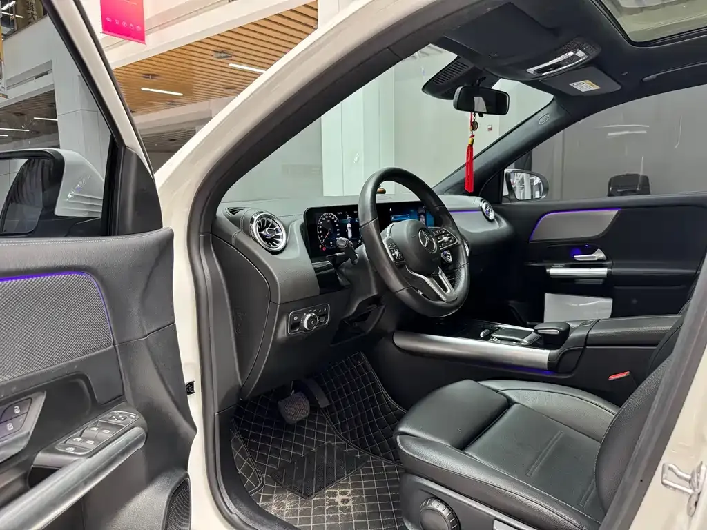 Mercedes-Benz GLA — фото 5
