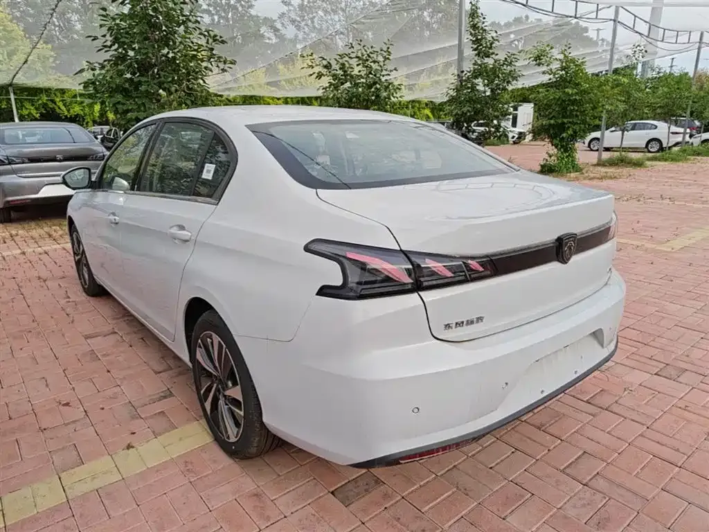 Peugeot 408 2026 из CN, фото 4