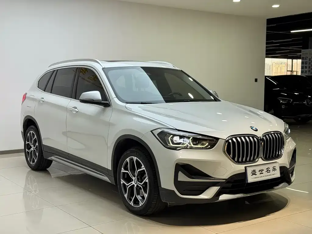 BMW X1 — фото 5