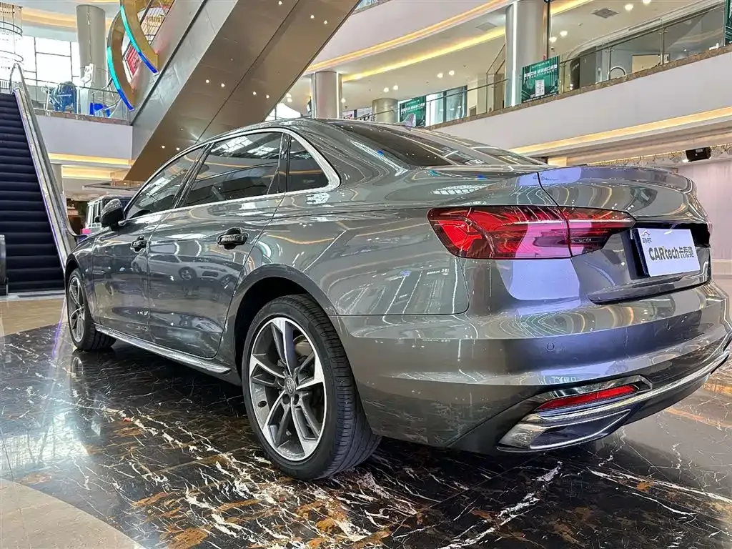 Audi A4L — фото 6
