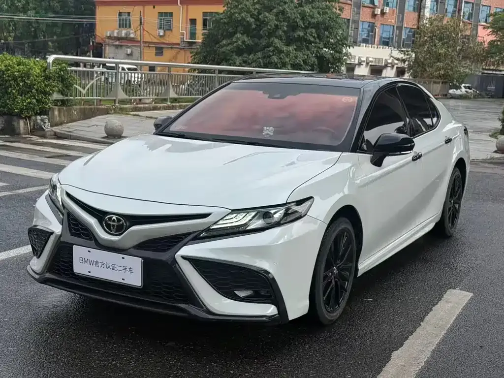 Toyota Camry 2022 из CN, фото 1